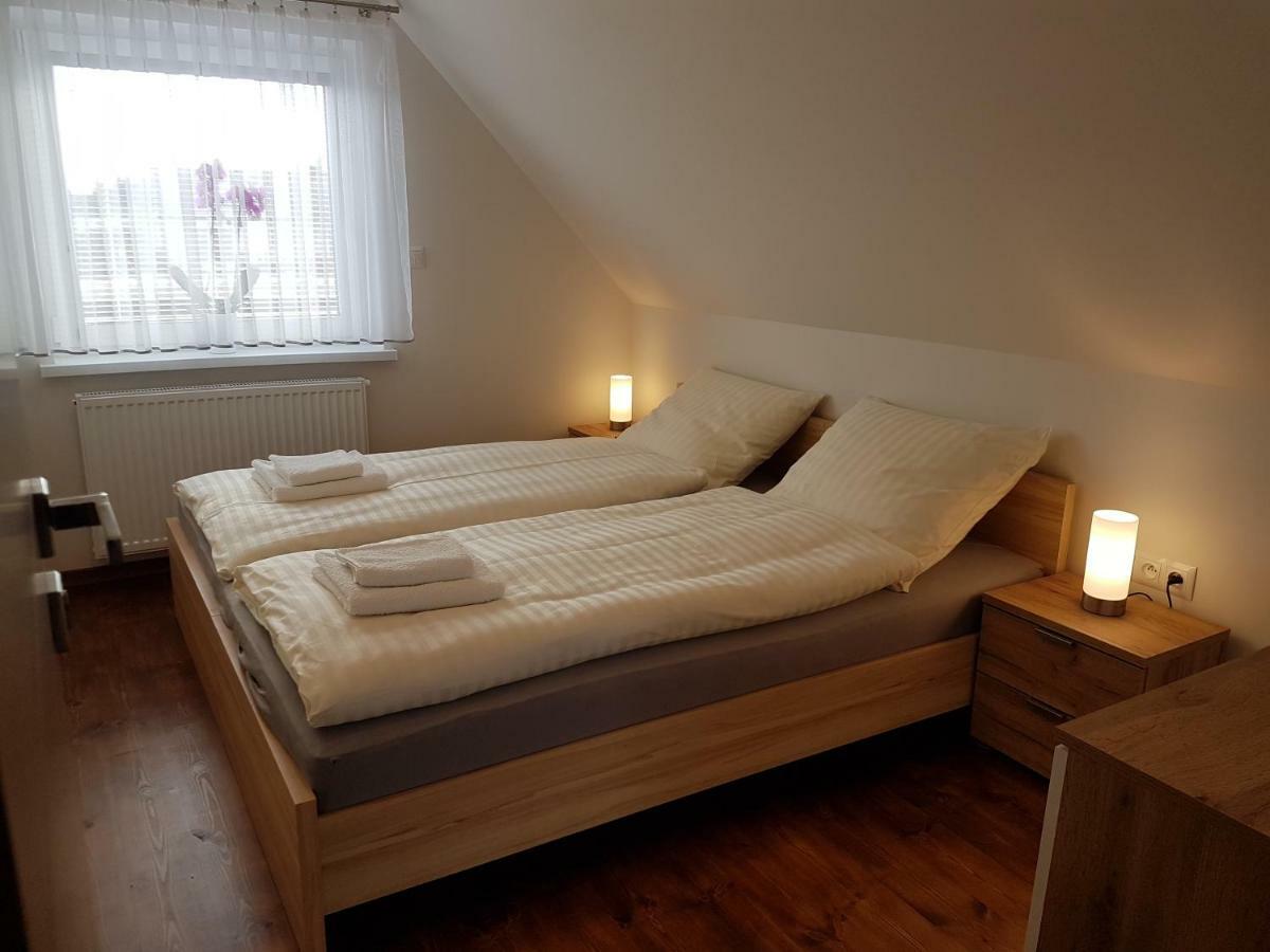 Dom Pod Orzechem Villa Swinoujscie Kültér fotó